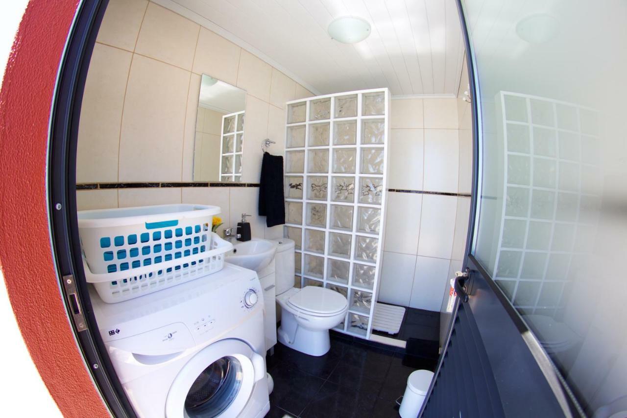 Casa Da Rainha Bungallow Estreito Da Calheta Eksteriør billede