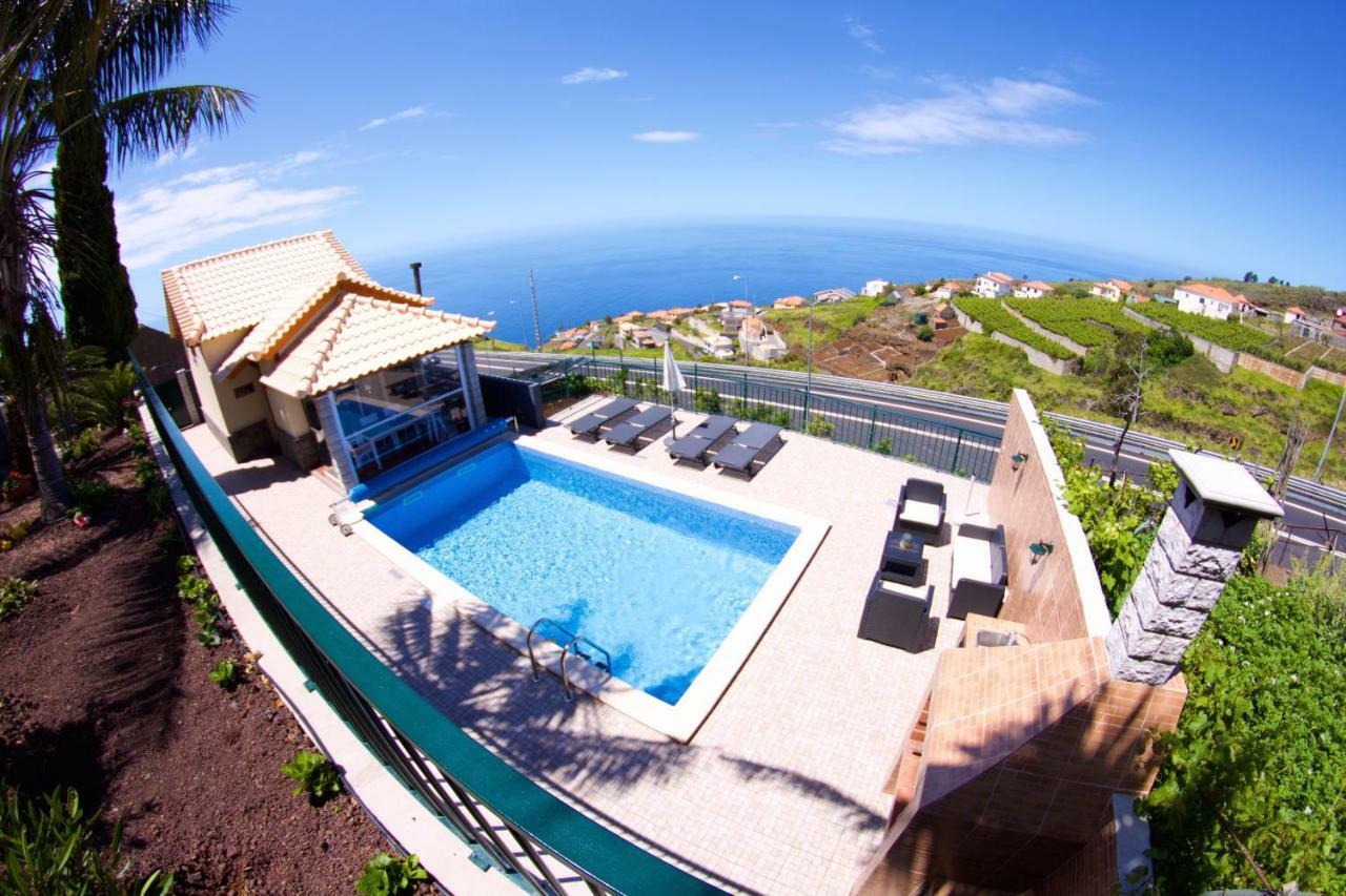 Casa Da Rainha Bungallow Estreito Da Calheta Eksteriør billede