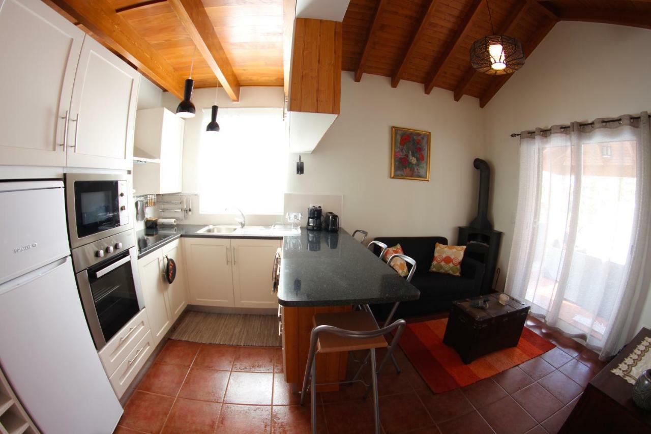 Casa Da Rainha Bungallow Estreito Da Calheta Eksteriør billede